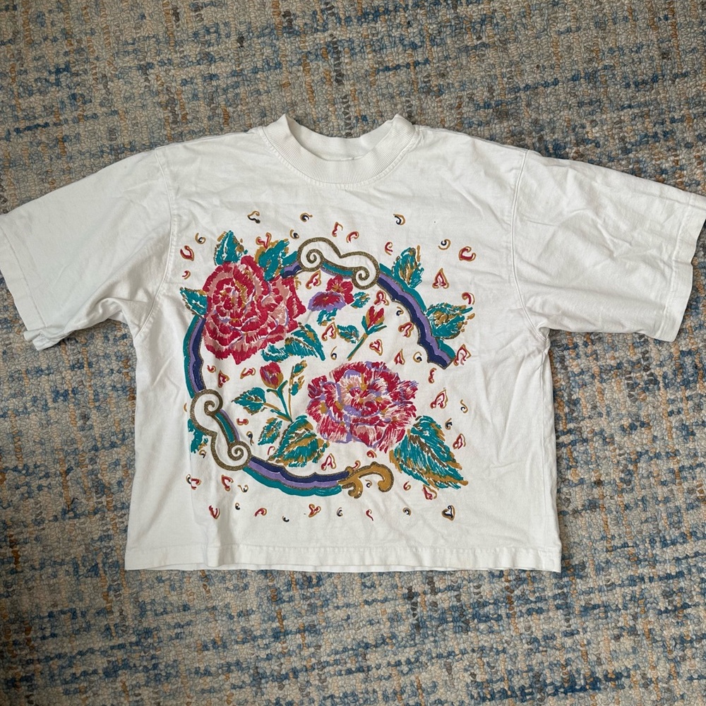 VTG 80s/90s style grandmacore vintage floral gold boxy tee white